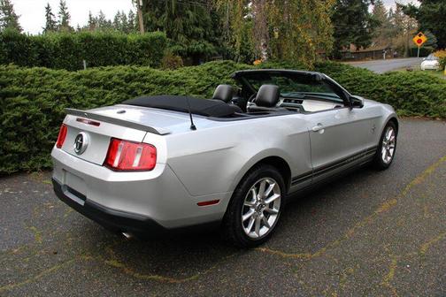 2010 Ford Mustang Premium