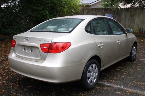 Gold 2007 Hyundai ELANTRA GLS