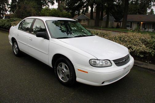2004 Chevrolet Classic Base 67K MILES