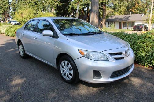 2011 Toyota Corolla LE
