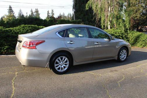 Gold 2013 Nissan Altima 2.5 S