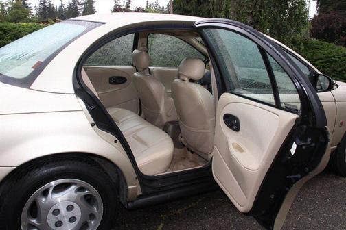 Gold 1996 Saturn SL 2