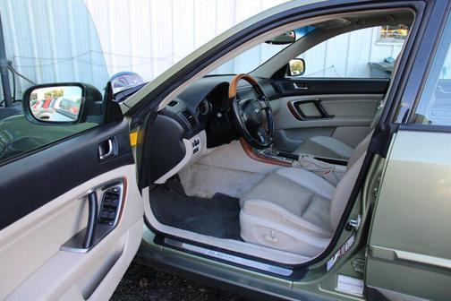 2005 Subaru Outback 3.0 R