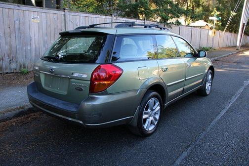 2005 Subaru Outback 3.0 R