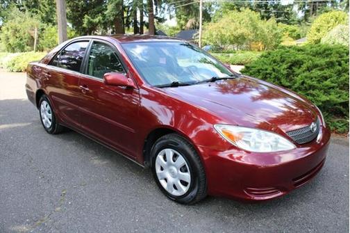 2004 Toyota Camry LE