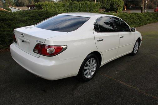 2004 Lexus ES 330 Base
