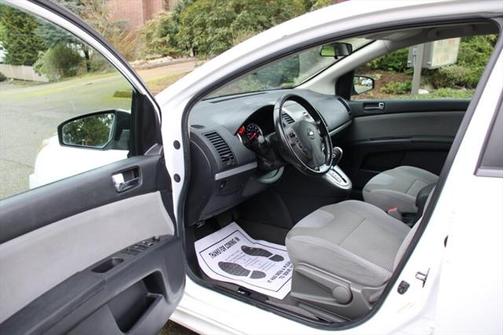 2011 Nissan Sentra 2.0 SR