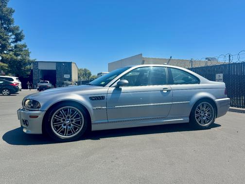 Gray 2005 BMW M3 Base