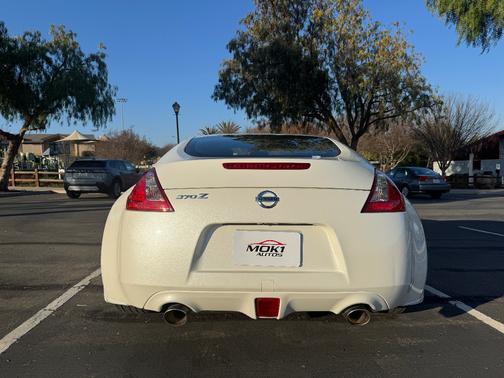 2016 Nissan 370Z Sport
