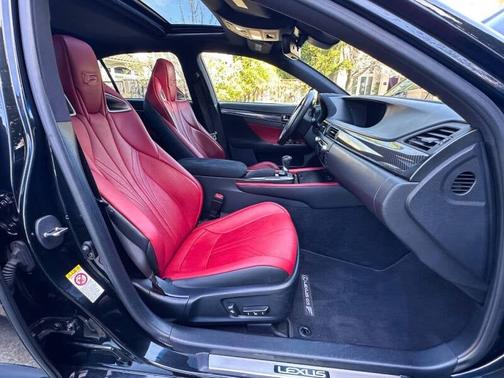 2016 Lexus GS F Base (A8)