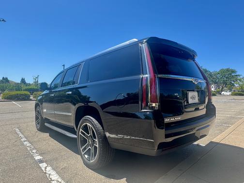 Black 2019 Cadillac Escalade ESV Luxury