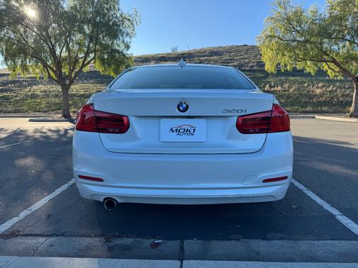 2018 BMW 320 i