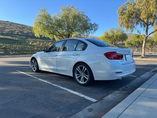 2018 BMW 320 i