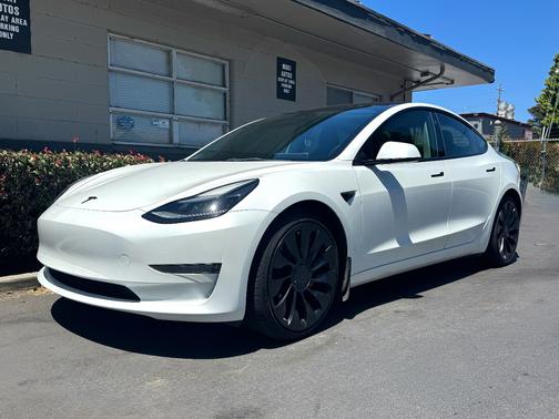 White 2023 Tesla Model 3 Performance