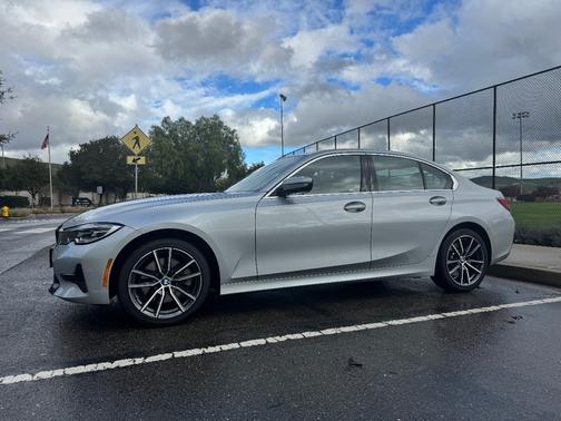 2019 BMW 330 i xDrive