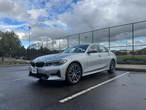2019 BMW 330 i xDrive