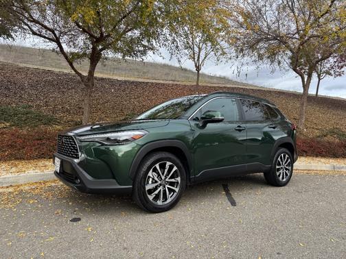 2023 Toyota Corolla Cross XLE