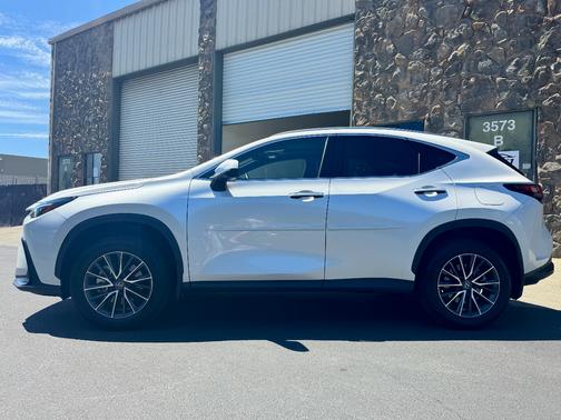 Whie 2024 Lexus NX 350 Base
