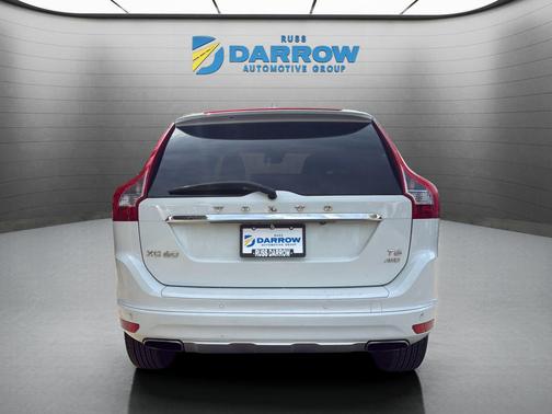 White 2015 Volvo XC60 T6