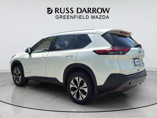 Pearl White Tricoat 2023 Nissan Rogue SV