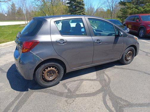 2016 Toyota Yaris L