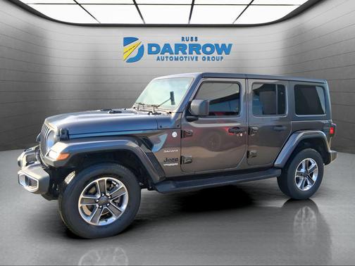 Granite Crystal Metallic Clearcoat 2019 Jeep Wrangler Unlimited Sahara