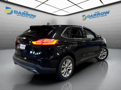 Black Metallic 2024 Ford Edge Titanium