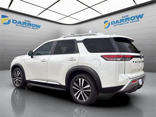 2023 Nissan Pathfinder Platinum 4WD