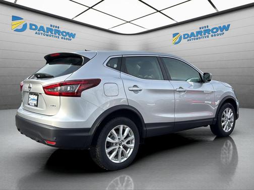 2022 Nissan Rogue Sport S