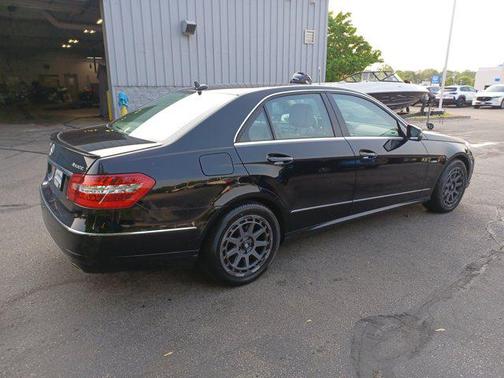 2012 Mercedes-Benz E-Class 4MATIC