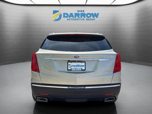 Silver Coast Metallic 2017 Cadillac XT5 Premium Luxury