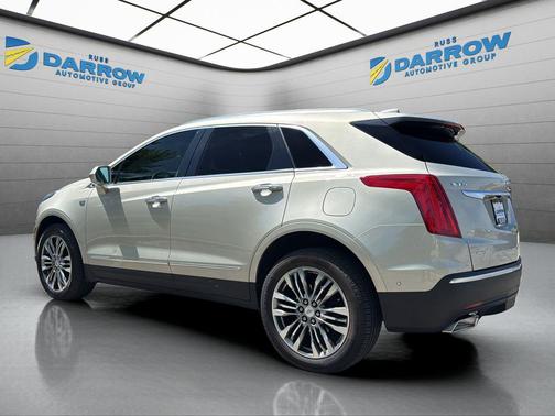 Silver Coast Metallic 2017 Cadillac XT5 Premium Luxury