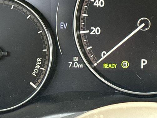 2025 Mazda CX-50 Hybrid Premium Package