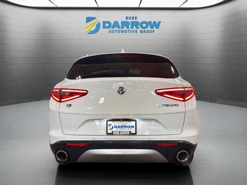 2020 Alfa Romeo Stelvio Base
