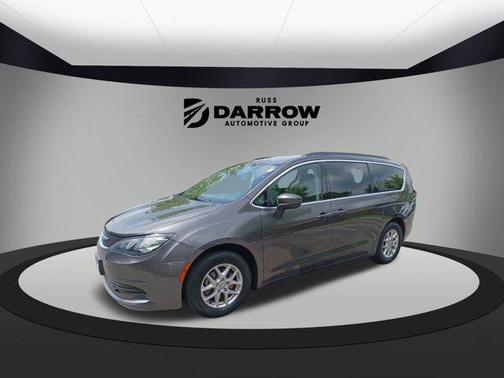 2020 Chrysler Voyager LXI