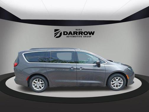 2020 Chrysler Voyager LXI