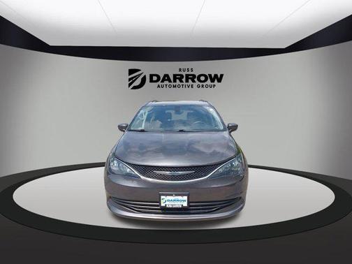 2020 Chrysler Voyager LXI