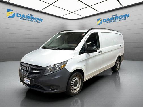 2016 Mercedes-Benz Metris Base