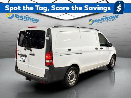 2016 Mercedes-Benz Metris Base