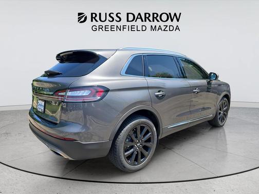 Asher Gray Metallic Clearcoat 2023 Lincoln Nautilus Reserve