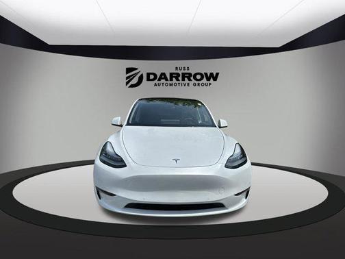 2022 Tesla Model Y Long Range Dual Motor All-Wheel Drive