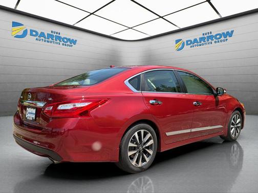 Cayenne Red 2016 Nissan Altima 2.5 SL