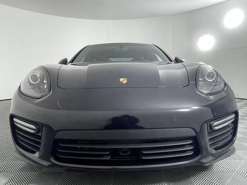 2015 Porsche Panamera GTS