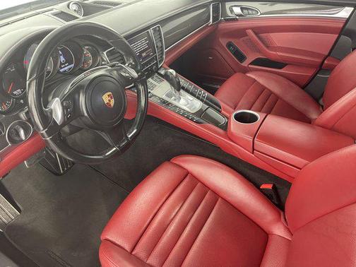 2015 Porsche Panamera GTS