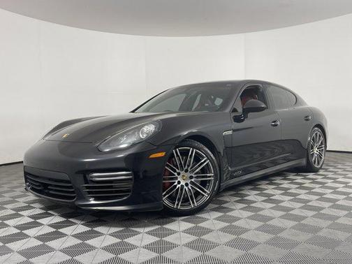 2015 Porsche Panamera GTS