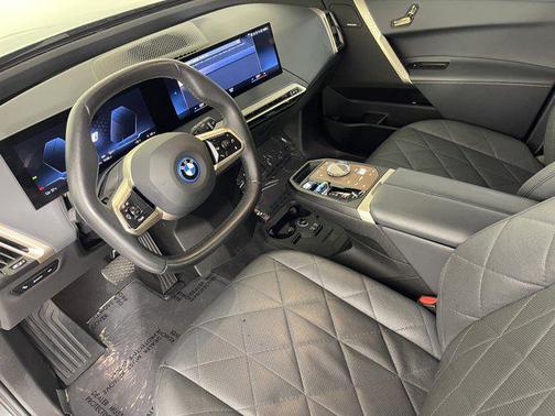 2022 BMW iX xDrive50