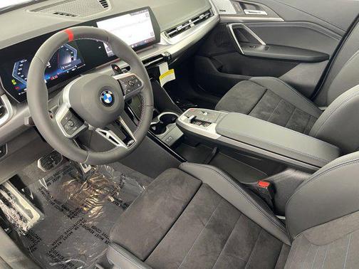2025 BMW X1 M35i