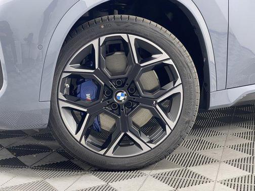 2025 BMW X1 M35i