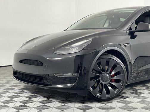 2022 Tesla Model Y Performance Dual Motor All-Wheel Drive