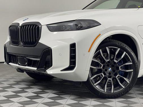 2026 BMW X5 PHEV xDrive50e